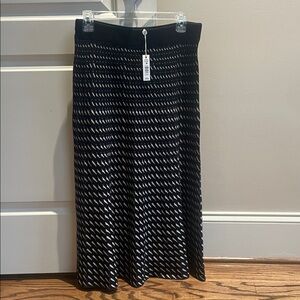 Max Studio Black and White Geometric Midi Skirt